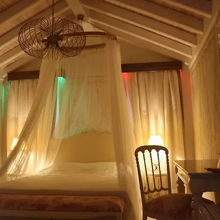 Bed & Breakfast On 2*
