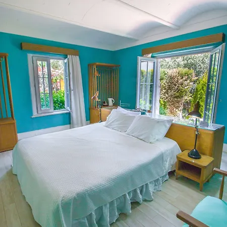 Bed & Breakfast On